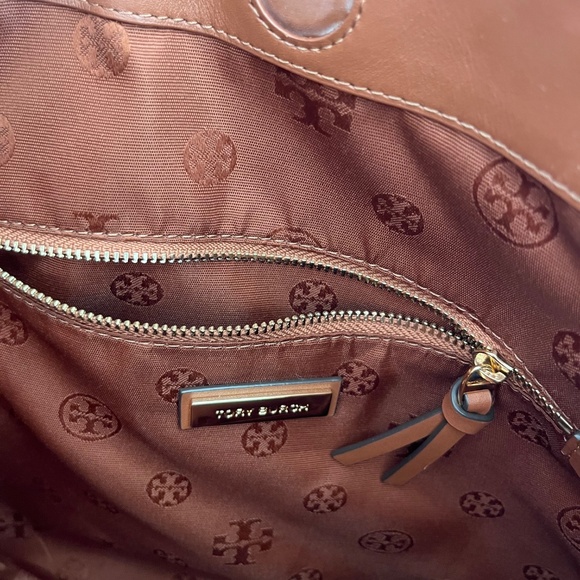 Tory Burch leather and suede purse - Picture 3 of 6